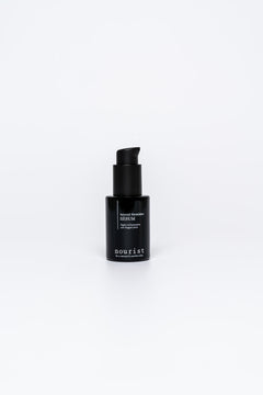 Packshot_Nourist_beyond-blemishes-serum-studio-flatlay-productshot